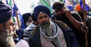 जब तक सरकार सड़कें नहीं खोलती किसान शंभू, खनौरी सीमाओं पर रहेंगे: सरवन सिंह पंढेर Until The Government Opens The Roads, Farmers Will Remain On Shambhu, Khanauri Borders: Sarwan Singh Pandher