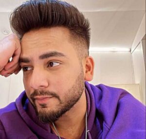 जेल में ऐसे गुजरी एल्विश यादव की पहली रात, खाने में मिला सब्जी-पूड़ी और हलवा