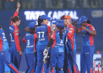 दिल्ली ने रोमांचक मुकाबले में बेंगलुरु को एक रन से हराया, जानिए कैसा रहा मैच