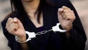 नौकरी गई तो बनी लैपटॉप चोर, नोएडा की जस्सी बेंगलुरु से अरेस्ट
