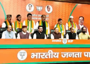 भाजपा में शामिल हुए हिमाचल प्रदेश के 6 बागी कांग्रेस विधायक