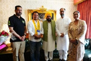 पंजाब में आम आदमी पार्टी ने भाजपा और अकाली दल को दिया बड़ा झटका