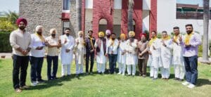 बठिंडा के कई वरिष्ठ अकाली और कांग्रेस नेता आम आदमी पार्टी में हुए शामिल