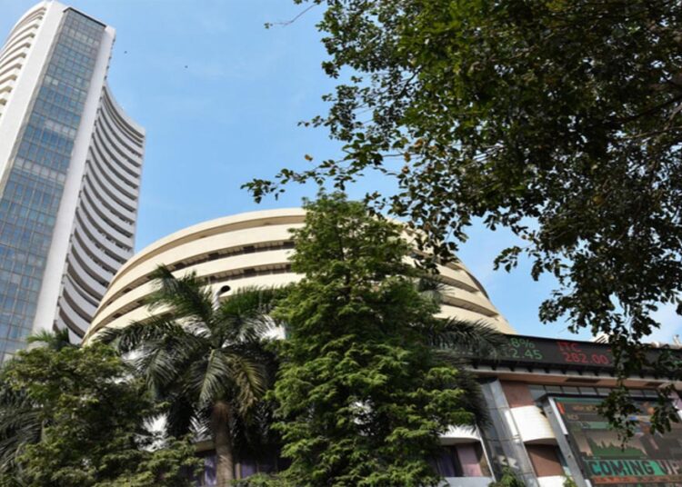 शेयर बाजार की शानदार ओपनिंग, Sensex 242 अंक चढ़ा, Nifty में भी आया उछाल