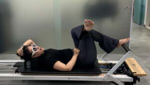 Kajol ने Social Media पर वर्कआउट की तस्वीर शेयर की, कैप्शन में लिखा, यहां एक तस्वीर है…