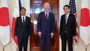 Us Pres Joe Biden Hosts Japanese Philippines Leaders In White House For First Time Discussion Made On China - Amar Ujala Hindi News Live