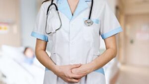 हत्या या कुछ और….दोस्त के साथ घूमने निकली, फिर रेलवे ट्रैक पर मिला MBBS की छात्रा का शव