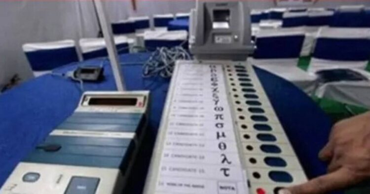 Lok Sabha Election 2024 Phase 2: मेरठ में दोपहर 1 बजे तक कुल इतने फीसदी पड़े मत,