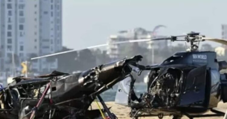 VIDEO: मलेशिया में प्रैक्टिस के दौरान सेना के दो हेलीकॉप्टर आपस में टकराए,