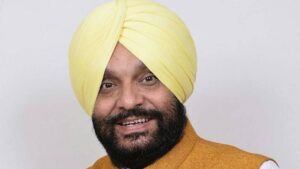 कांग्रेस को झटका, कांग्रेस के सह प्रभारी ने थामा भाजपा का दामन