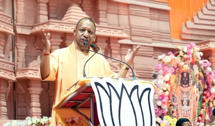 विकास और विरासत का अद्भुत समन्वय मोदी की पहचान : Yogi Adityanath