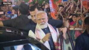 cliQ India Hindi