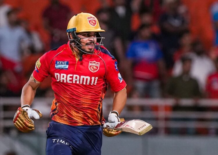 'उन्होंने मुझे बाहर कर दिया, मैं डिप्रेशन में था'...IPL के नए स्टार ने KKR के कोच पर लगाए गंभीर आरोप | Punjab Kings player Ashutosh Sharma blames KKR coach Chandrakant Pandit for dropping in MP Team