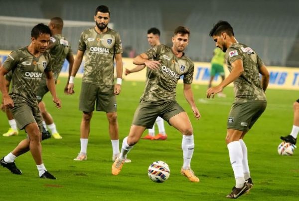 लीग शील्ड