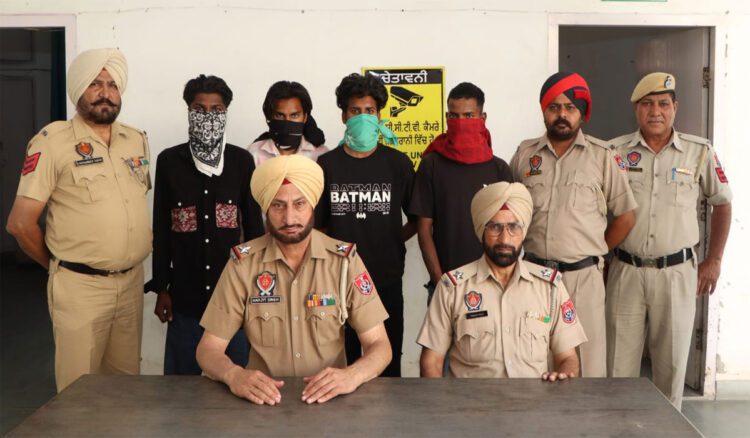 कमिश्नरेट पुलिस ने एक युवक पर जानलेवा हमला करने के आरोप में 4 लोगों को किया गिरफ्तार