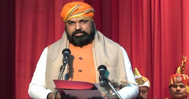 जमीन देने पर ही युवाओं को मिलती थी नौकरी: डिप्टी CM सम्राट चौधरी 1 जमीन देने पर ही युवाओं को मिलती थी नौकरी: डिप्टी CM सम्राट चौधरी Youth Used To Get Jobs Only After Giving Land: Deputy CM Samrat Chaudhary