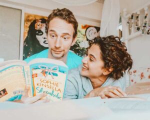 तापसी पन्नू ने डांस करते हुए ली मंडप में एंट्री, सोशल मीडिया पर वायरल हुआ वेडिंग वीडियो