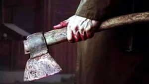 जिस हाथ से फोन पकड़ बात कर रही थी पत्नी, उसे काट कर ले भागा पति