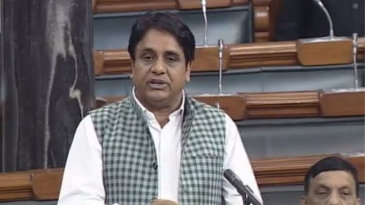 लोकसभा चुनाव से पहले मायावती को झटका, सांसद मलूक नागर ने छोड़ी BSP