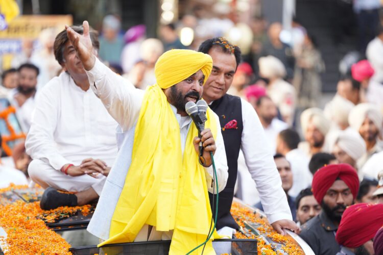 भगवंत मान ने फगवाड़ा में डॉ. चब्बेवाल के लिए किया चुनाव प्रचार