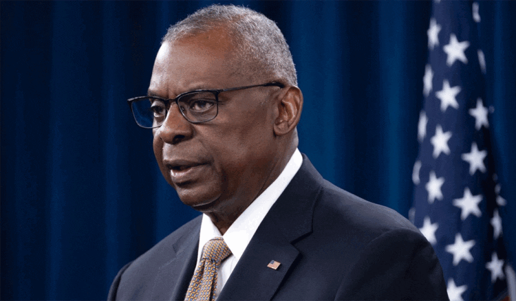 अमेरिकी रक्षा मंत्री Lloyd Austin ने इलाज के बाद फिर से शुरू किया काम