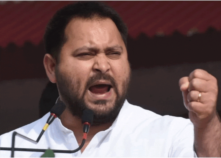 Lok Sabha Elections 2024 : पीएम मोदी चुनाव में एक भी काम की बात नहीं कर रहे : Tejashwi Yadav