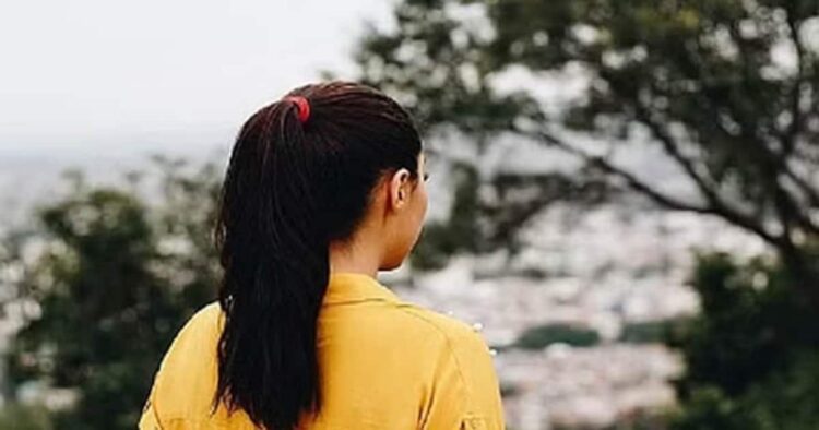 कम नंबर आने के डर से छात्रा कर लिया सुसाइड, 4 घंटे बाद आए रिजल्ट ने सबको चौंका दिया... 1 कम नंबर आने के डर से छात्रा कर लिया सुसाइड, 4 घंटे बाद आए रिजल्ट ने सबको चौंका दिया…