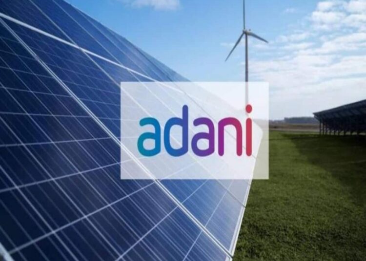 Adani Green Q4 Results: मुनाफे में 70% की बड़ी गिरावट, नतीजे आने पर..