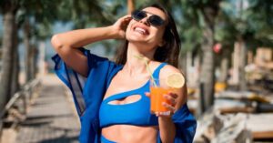 गर्मियों में भी सिर से पैर तक दिखेंगे मॉडल, फॉलो करें ये 5 स्टाइलिंग टिप्स