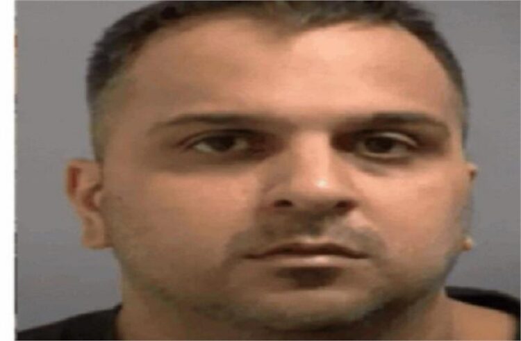 कनाडा : करोड़ों डॉलर के सोने की चोरी के मामले में भारतीय मूल का आरोपी गिरफ्तार 1 cliQ India Hindi