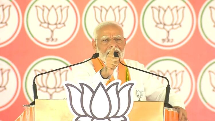 आरक्षण कोई छीन नहीं सकता… नंदुरबार में कांग्रेस पर फिर बरसे PM मोदी