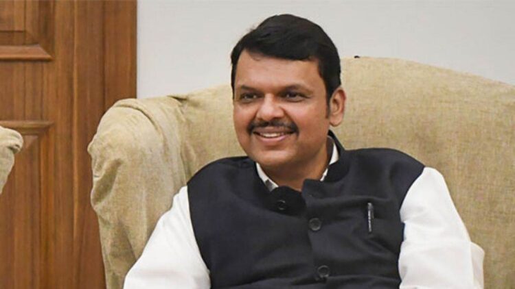 Maharashtra Politics: डिप्टी सीएम पद से इस्तीफे की पेशकश करने के बाद अब दिल्ली..
