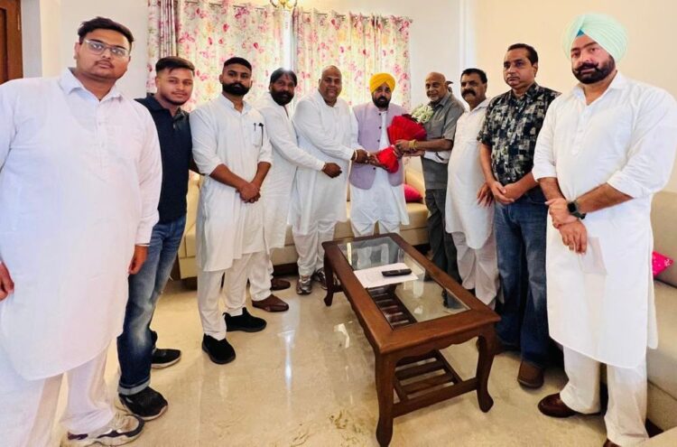 आम आदमी पार्टी