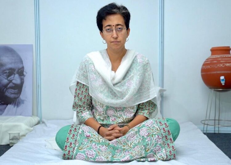 जलमंत्री आतिशी