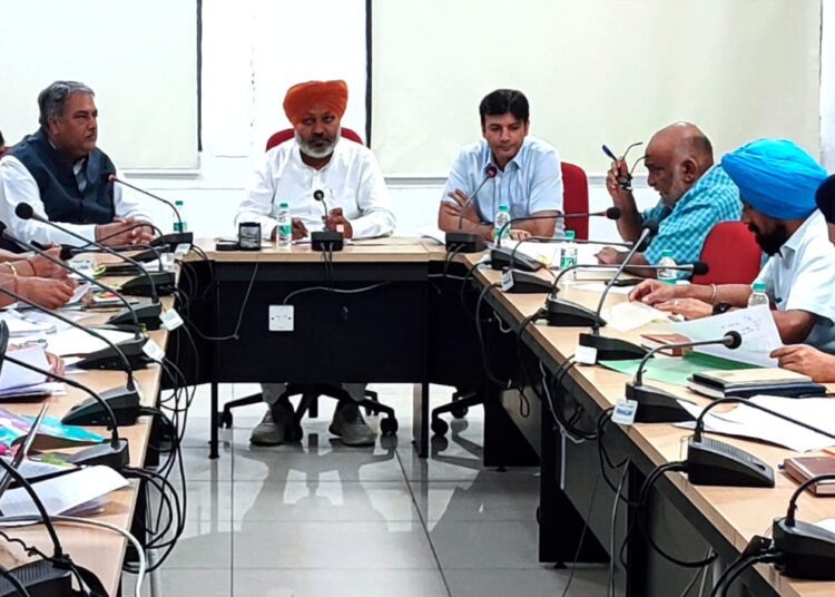 चीमा द्वारा मेथेनौल की आवाजाही को नियमित करने के लिए मज़बूत ढांचे पर ज़ोर 1 मेथेनौल