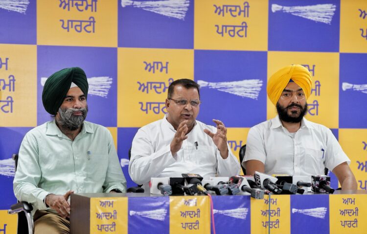 पंजाब में भाजपा की जीरो सीट के लिए सुनील जाखड़ जिम्मेदार : नील गर्ग 1 neel garg