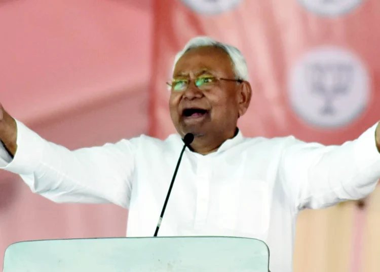 Bihar Cabinet | Nitish Kumar कैबिनेट में 25 एजेंडों पर लगी मुहर, शिक्षा सेवकों,