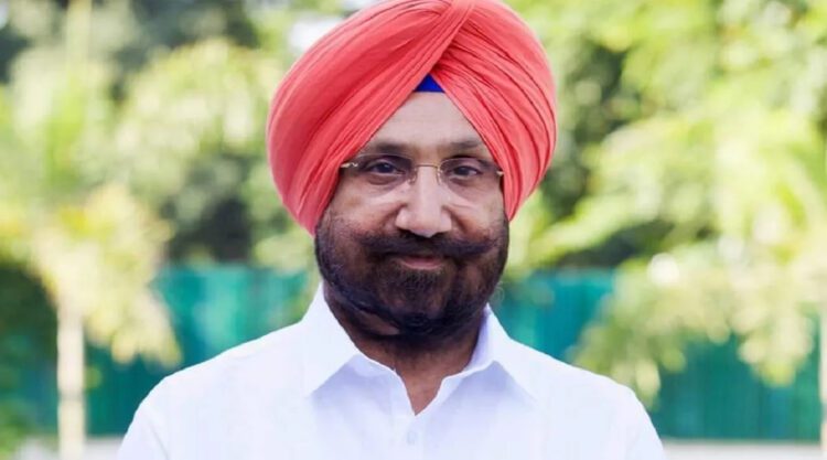 गुरदासपुर से नवनिर्वाचित सांसद सुखजिंदर रंधावा ने विधायक पद से दिया इस्तीफा