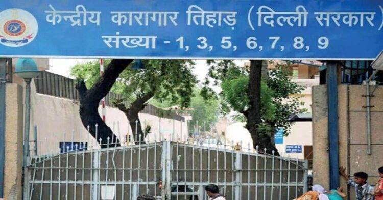 तिहाड़ जेल में कैदियों के बीच खूनी झड़प, एक कैदी छुरा लगने से घायल