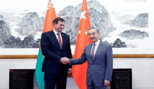 चीन और बेलारूस के विदेश मंत्रियों ने की वार्ता