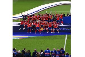 स्पेन के कोच ने कहा, हम जीत के हकदार थे