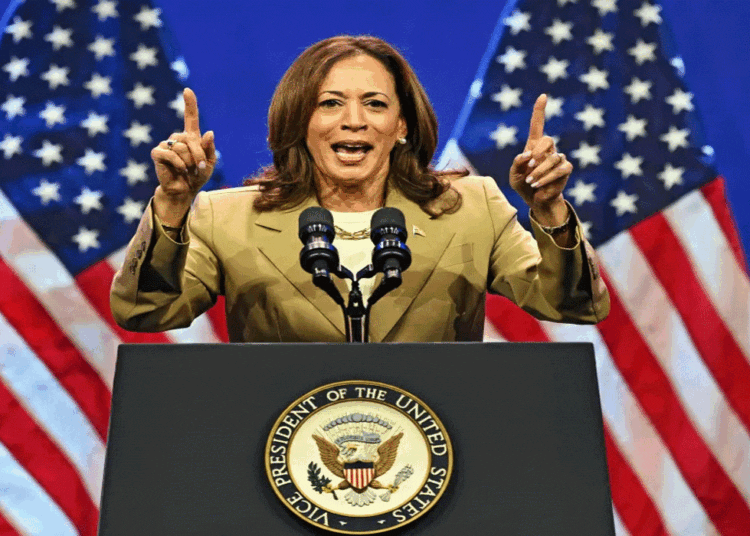 तीन भारतीय-अमेरिकी सांसदों ने राष्ट्रपति पद की उम्मीदवारी के लिए Kamala Harris का किया समर्थन