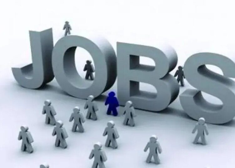 आदिवासियों में घटी बेरोजगारी, 2022-23 में 1.8% गिरावट