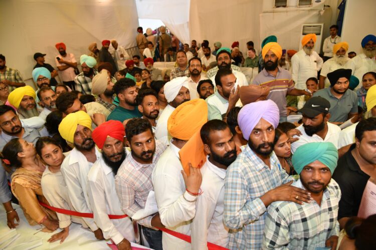 ‘भगवंत मान सरकार, तुहाडे द्वार’ प्रोग्राम के लिए लोगों ने मुख्य मंत्री का किया धन्यवाद