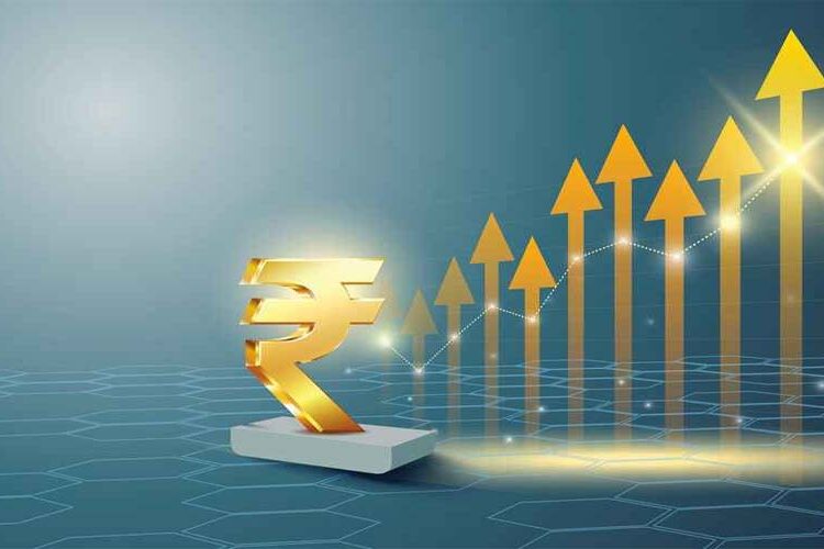 Rupee vs Dollar: रुपया शुरुआती कारोबार में 4 पैसे की बढ़त के साथ 83.57 प्रति डॉलर पर पहुंचा