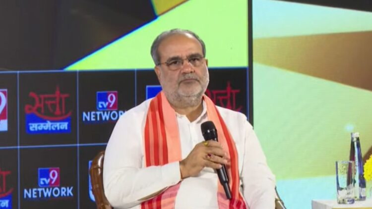 UP में BJP की हार पर जारी है मंथन, जेपी नड्डा के बाद अब PM मोदी से मिले भूपेंद्र चौधरी