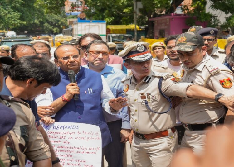 ओल्ड राजेंद्र नगर कोचिंग सेंटर हादसा: बुलडोजर कार्रवाई, SUV चालक की गिरफ्तारी,