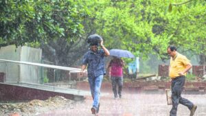 दिल्ली में उमस से कब मिलेगी राहत?