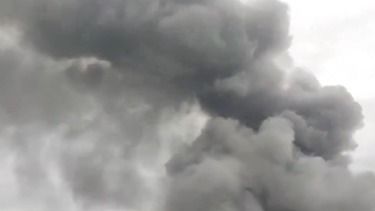 Delhi Fire: दिल्ली के ईस्ट कैलाश इलाके में बहुमंजिला मकान में लगी आग,