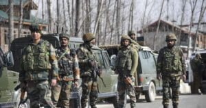 32 दांतों के साथ पैदा हुई बच्ची